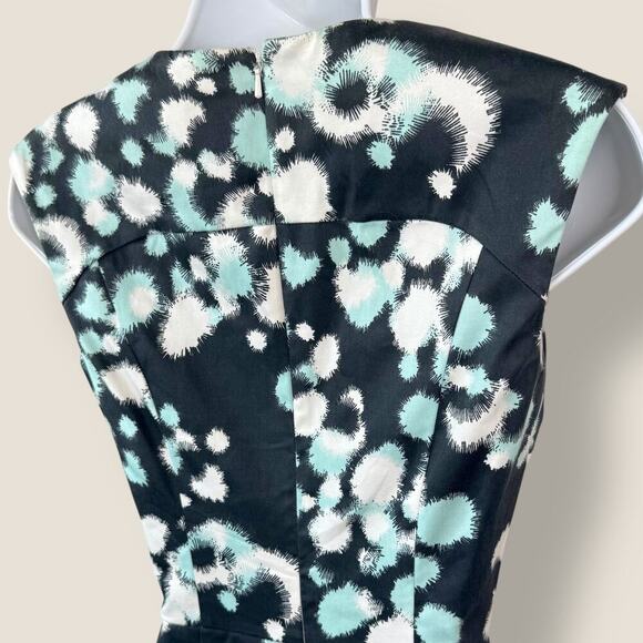 French Connection Abstract Dots Sleeveless V Neck Fit & Flare Mini Dress Size 0 - Picture 9 of 12